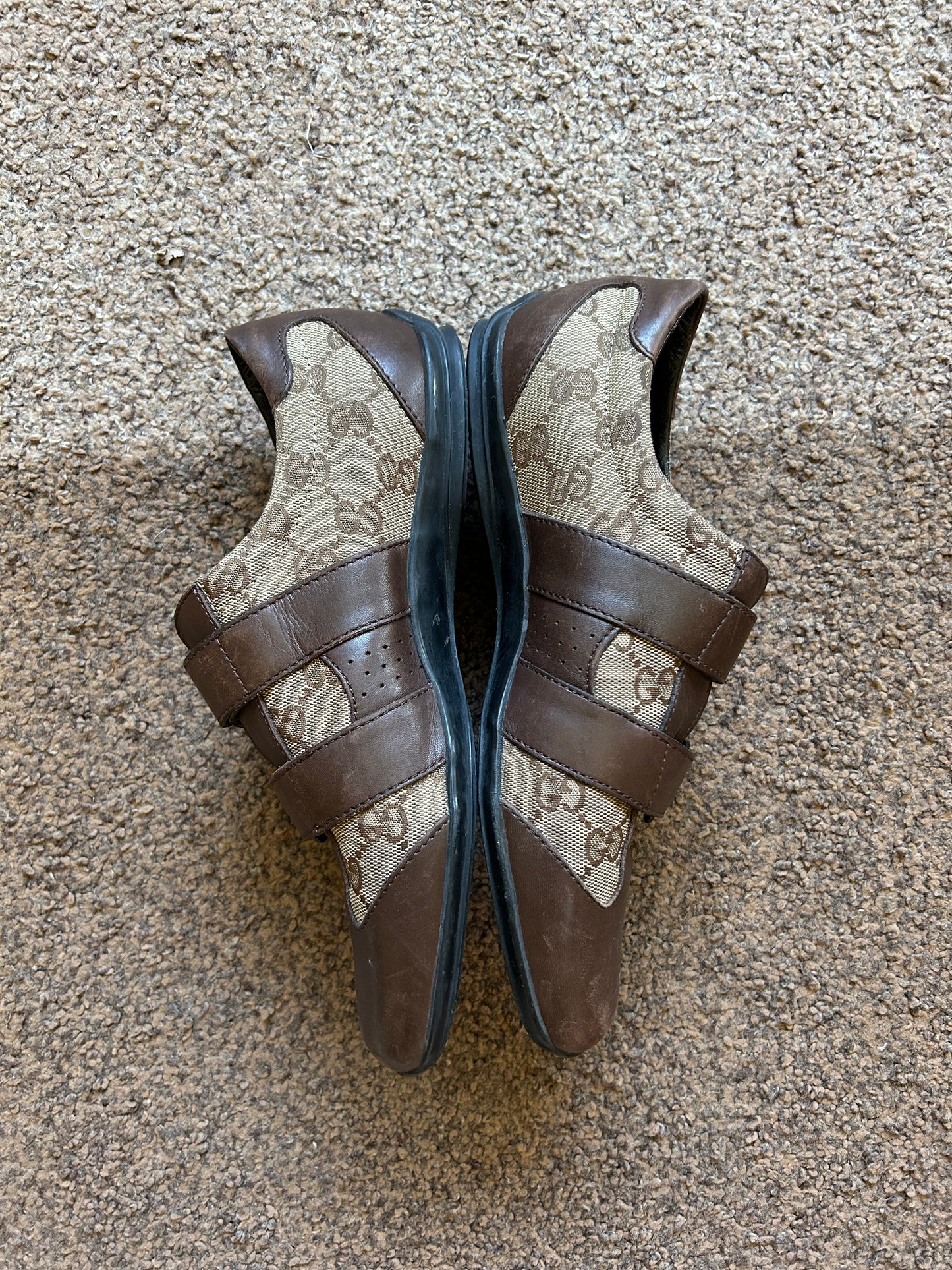 Gucci Sneaker (36)