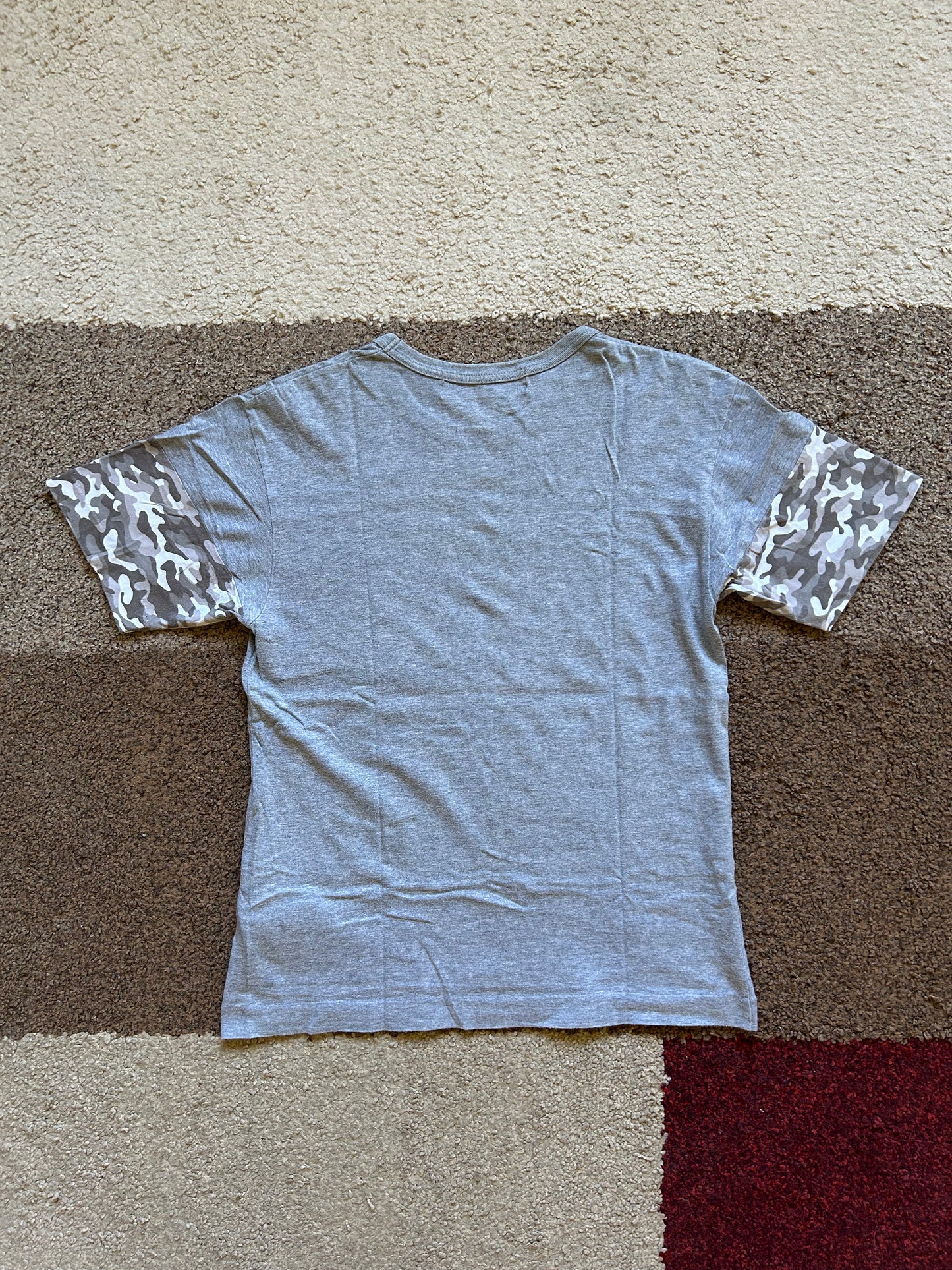 Comme des Garcons T-Shirt (S)