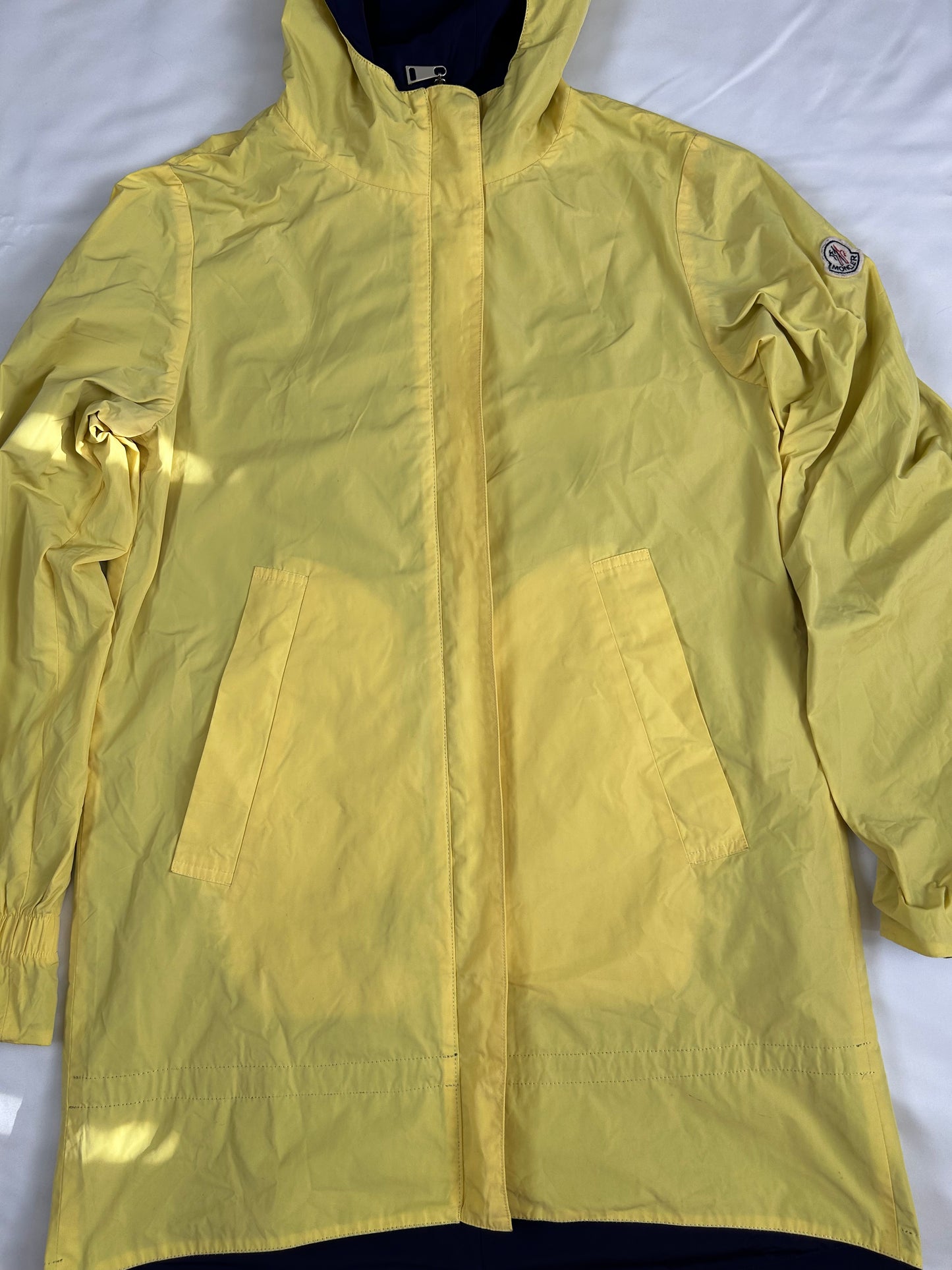 Moncler Coat (M)