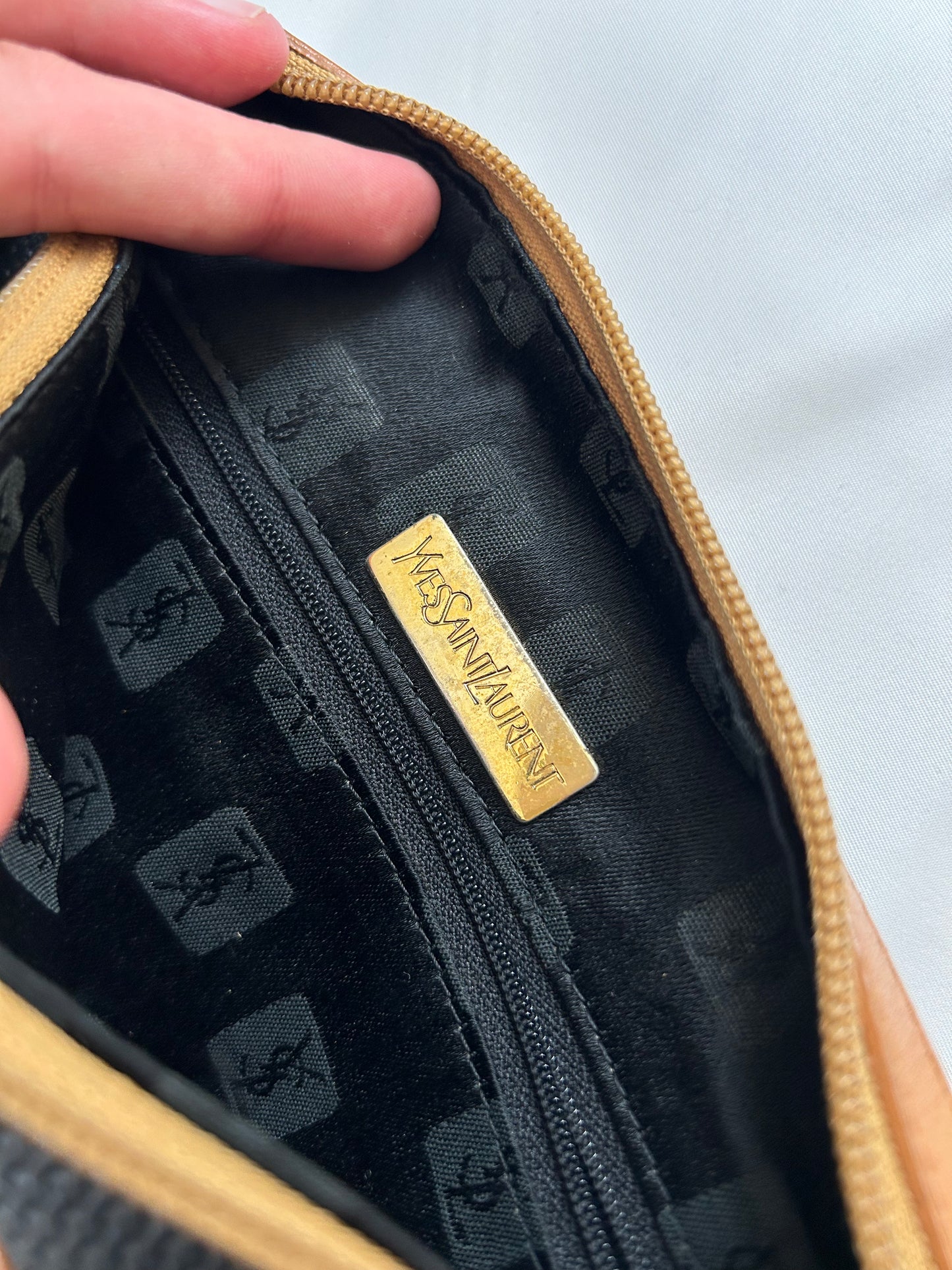 Yves Saint Laurent Bag