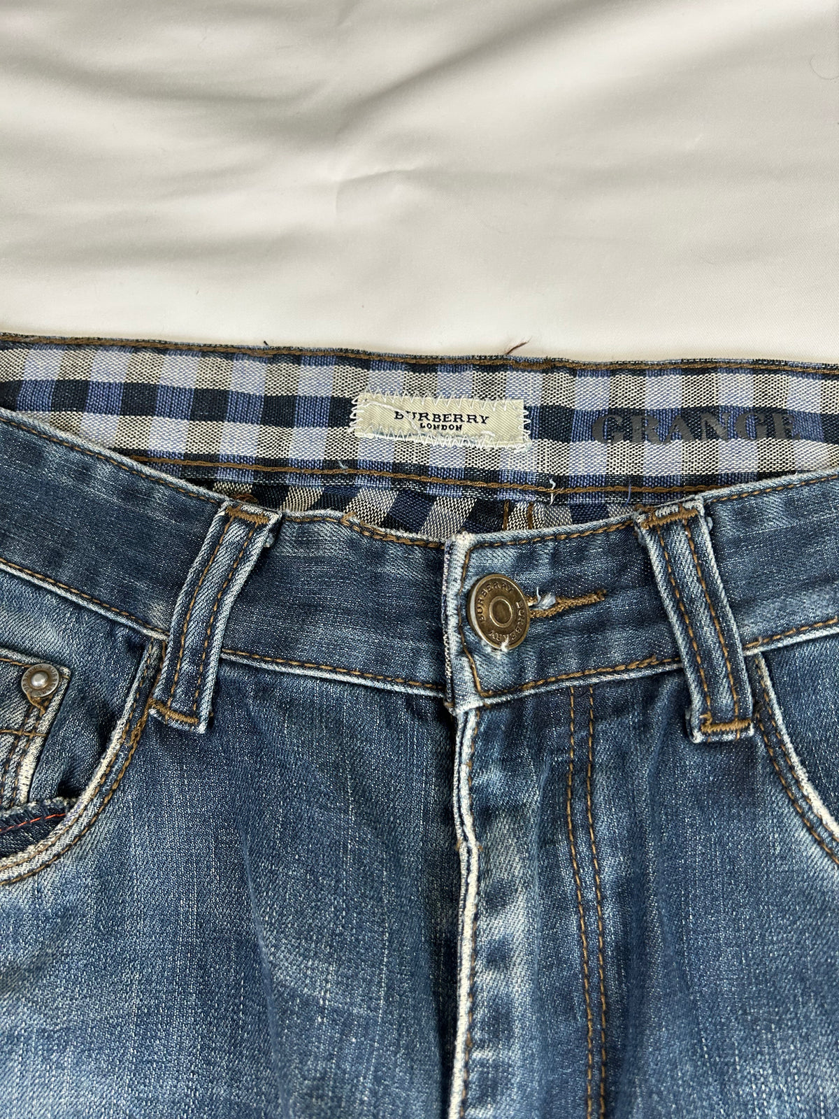 Burberry Jeans (W33)