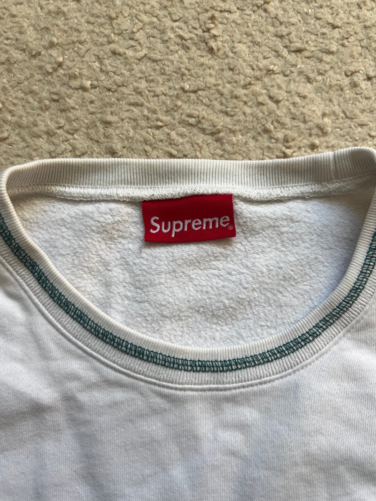 Supreme Sweatshirt (XL)