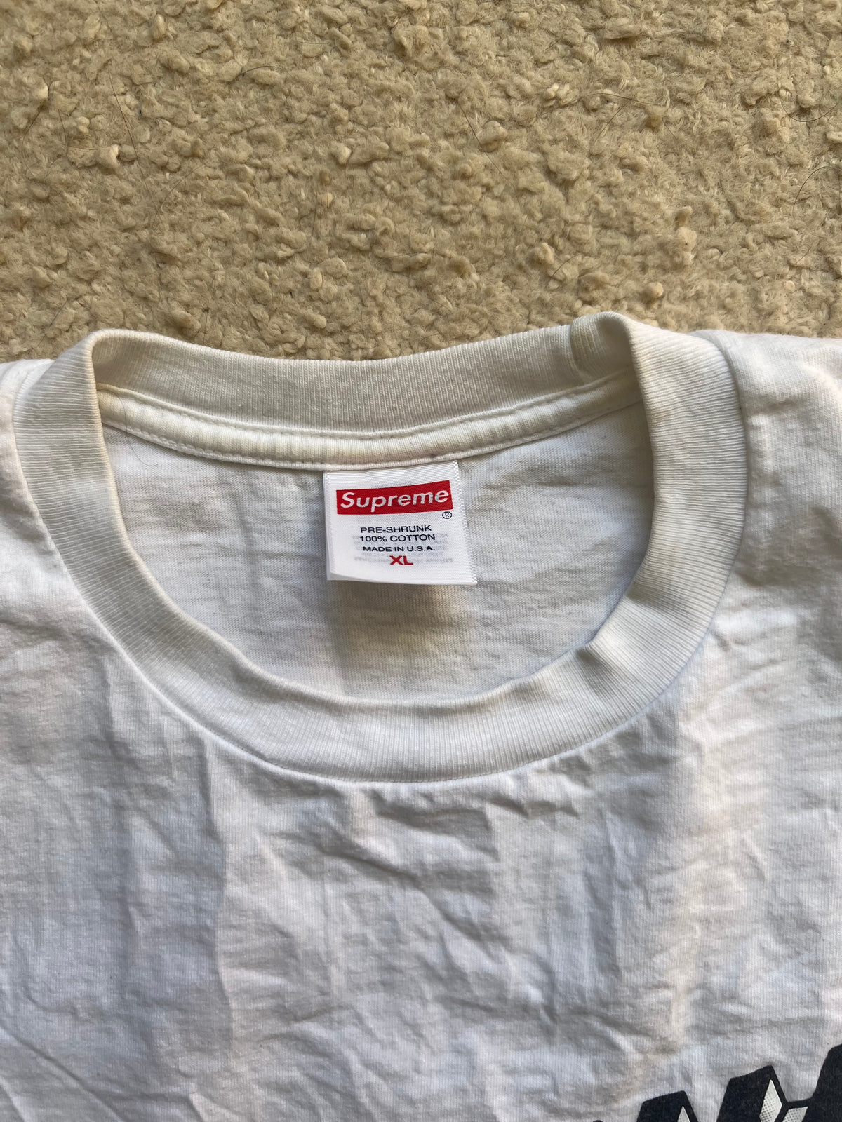 Supreme T-Shirt (XL)
