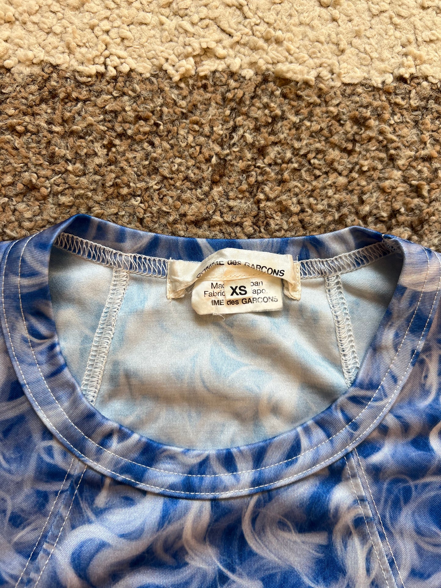 Comme Des Garcons T-Shirt (XS)
